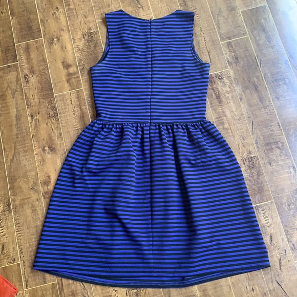 Saks Fifth Avenue Red Label Dress L - Picture 5 of 6